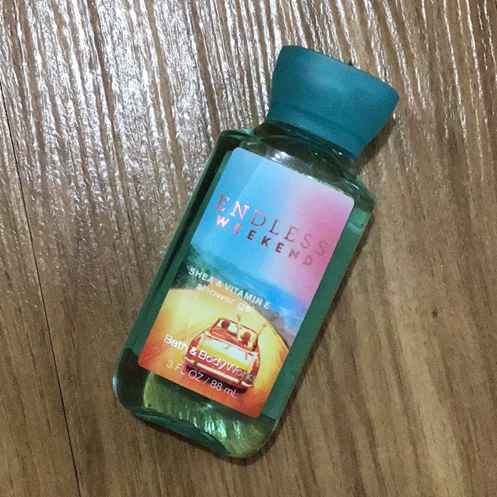 Endless weekend travel size shower gel
